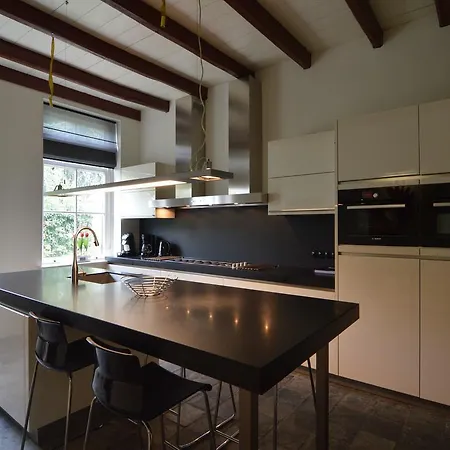 Spacious Farmhouse In Geesteren Near Lake * Beltrum